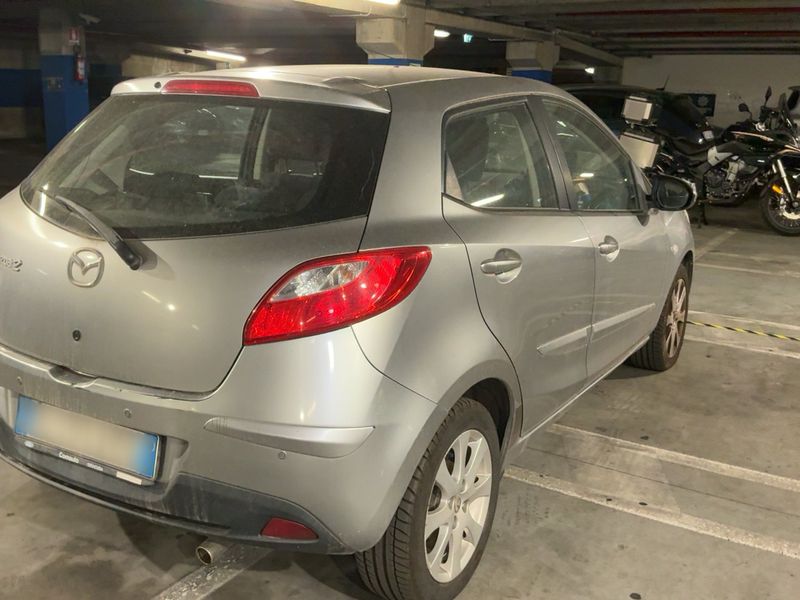 Mazda 2 1.3 Trendy 2011 – снимка 8