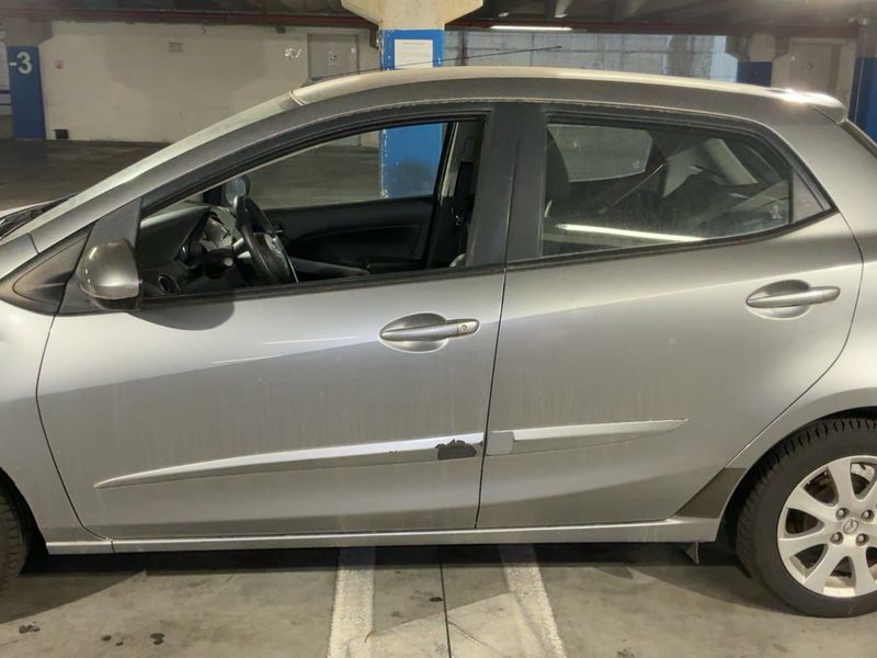 Mazda 2 1.3 Trendy 2011 – снимка 4