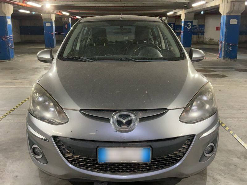 Mazda 2 1.3 Trendy 2011 – снимка 14