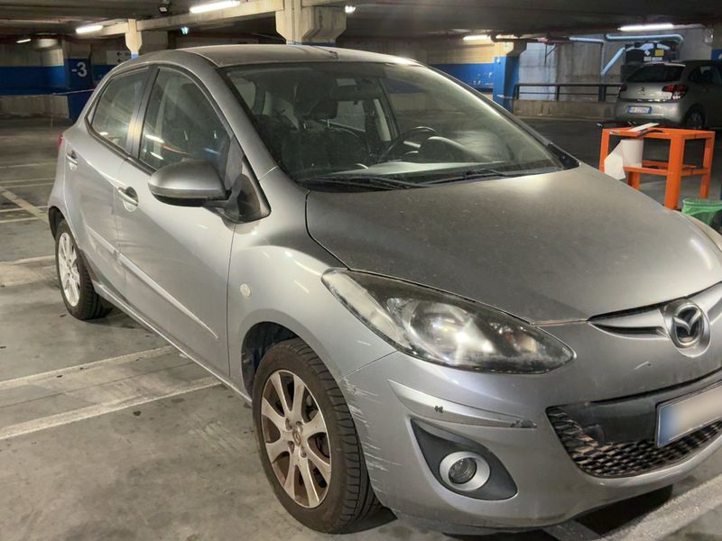 Mazda 2 1.3 Trendy 2011 – снимка 12