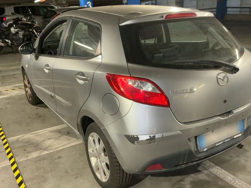 Mazda 2 1.3 Trendy 2011 – снимка 6
