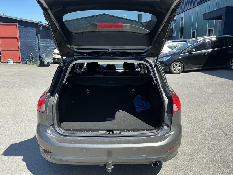 Ford Focus 2.0 TDCi EcoBlue Titanium 2019 – снимка 15