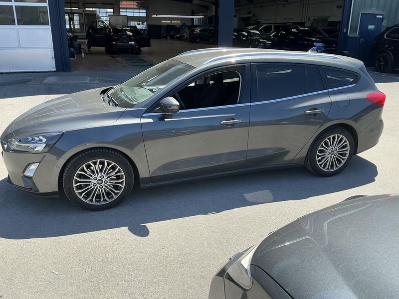 Ford Focus 2.0 TDCi EcoBlue Titanium 2019 – снимка 4