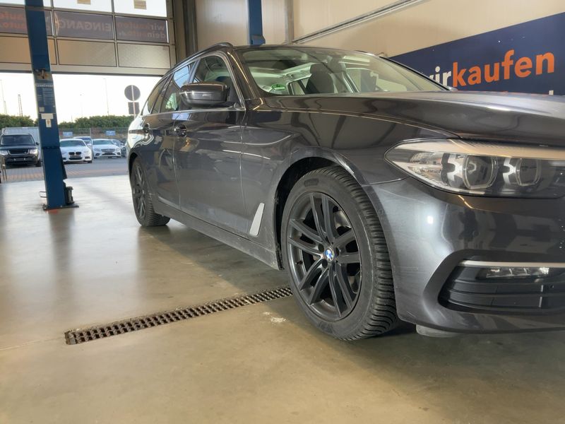 BMW 5er 520i 2019 – снимка 12