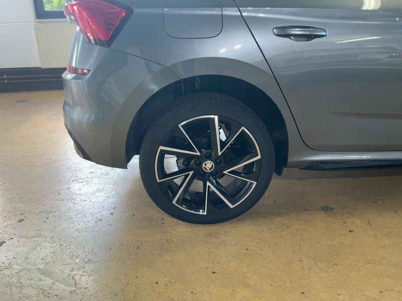 Skoda Kamiq 1.5 TSI ACT Monte Carlo 2022 – снимка 9