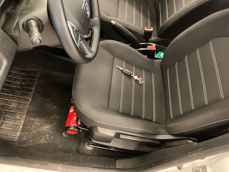 Dacia Duster 1.0 TCe LPG Comfort 2022 – снимка 27