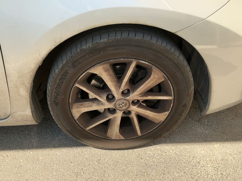 Toyota Auris 2.0 D-4D Dynamic 2014 – снимка 11
