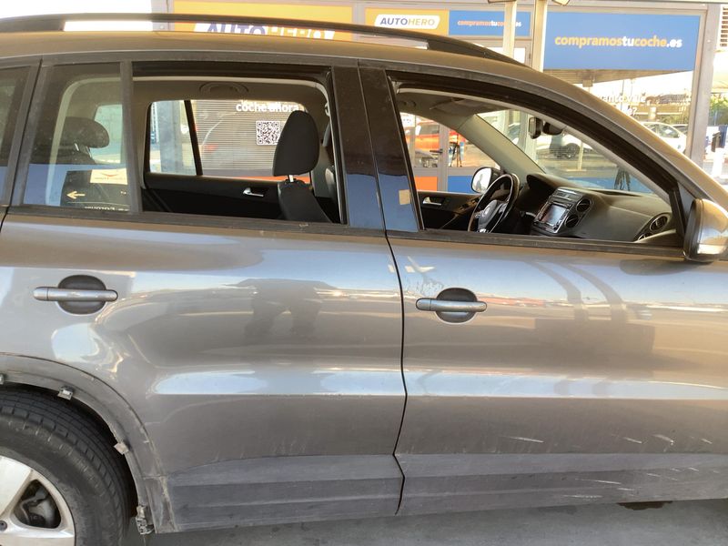 Volkswagen Tiguan 2.0 TDI Advance BlueMotion Tech 2015 – снимка 10