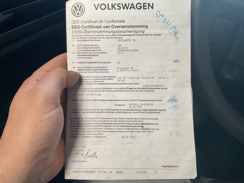 Volkswagen Jetta 1.6 TDI Comfortline 2010 – снимка 6