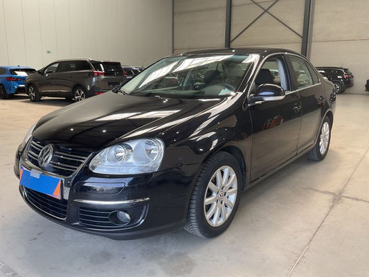 Volkswagen Jetta 1.6 TDI Comfortline 2010 – снимка 1