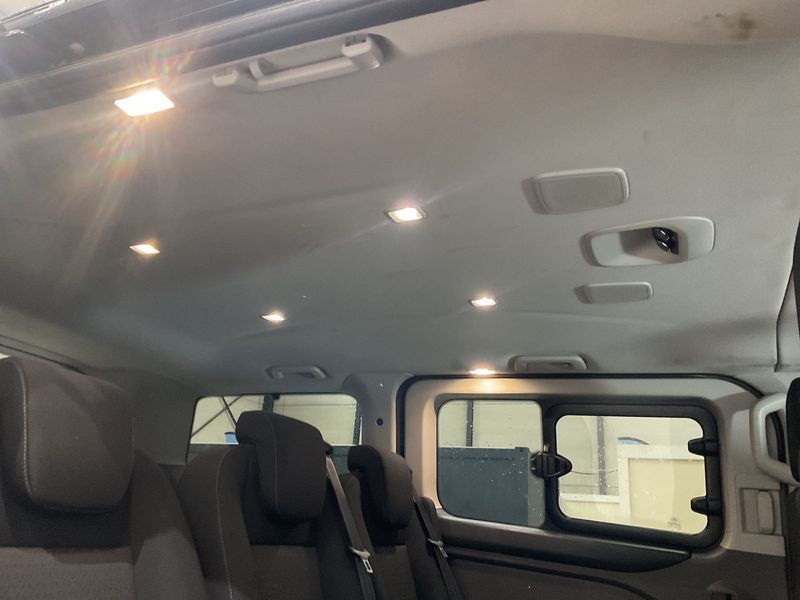 Ford Tourneo Custom 2.0 TDCi 320 L1 Tourneo Trend 2020 – снимка 33