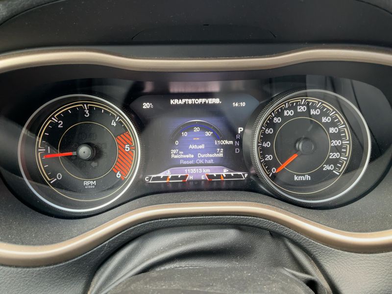 Jeep Cherokee 2.2 M-Jet Limited 4WD 2016 – снимка 19