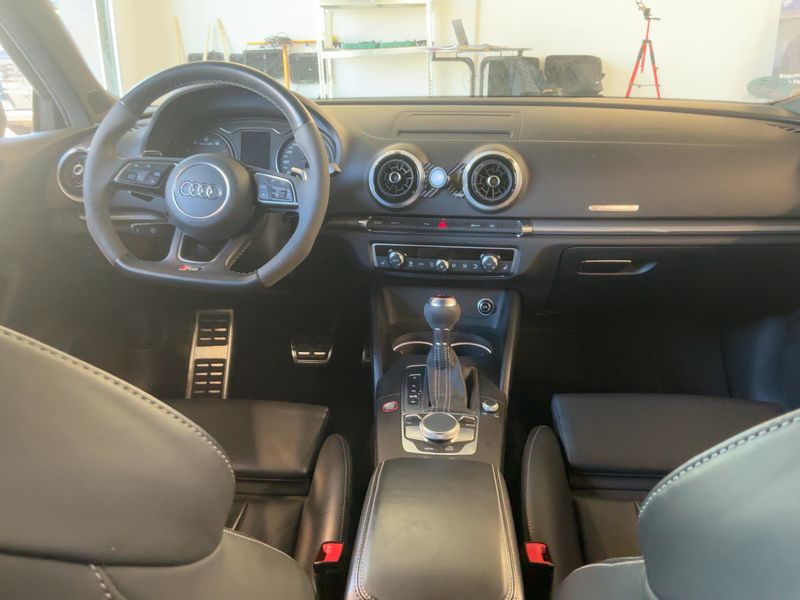 Audi RS 3 Sportback 2.5 TFSI quattro 2018 – снимка 17