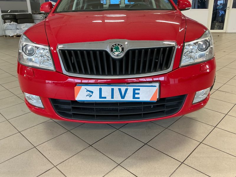 Skoda Octavia 1.4 TSI Elegance 2012 – снимка 24