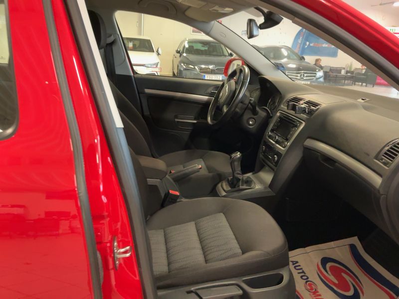 Skoda Octavia 1.4 TSI Elegance 2012 – снимка 17
