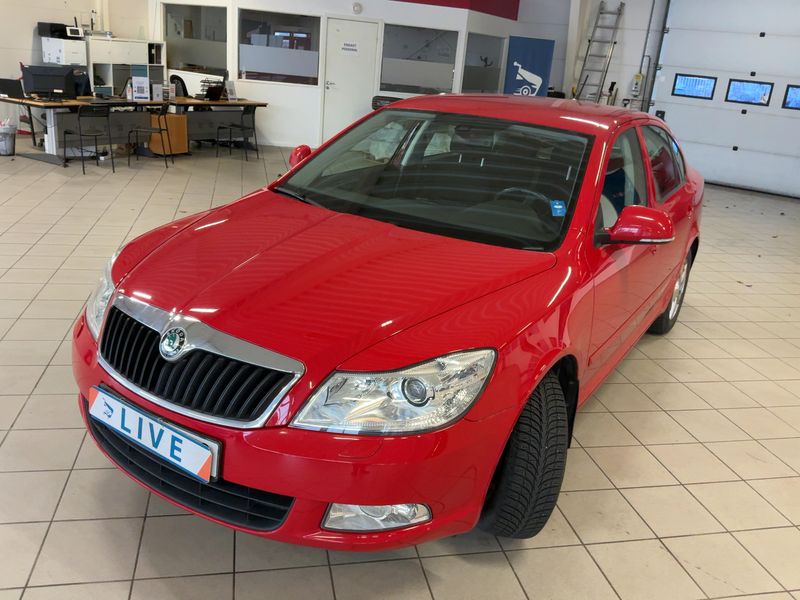 Skoda Octavia 1.4 TSI Elegance 2012 – снимка 1