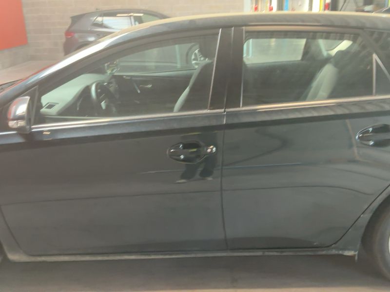 Toyota Auris 1.2 Turbo Design Edition 2016 – снимка 4
