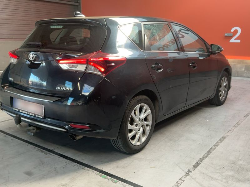 Toyota Auris 1.2 Turbo Design Edition 2016 – снимка 8