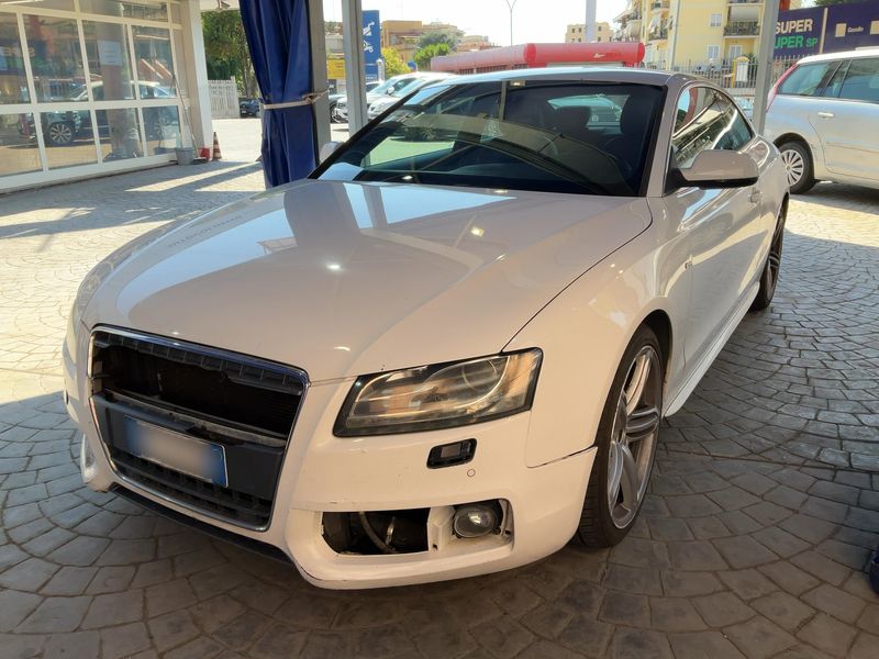 Audi A5 2.0 TDI 2010 – снимка 1