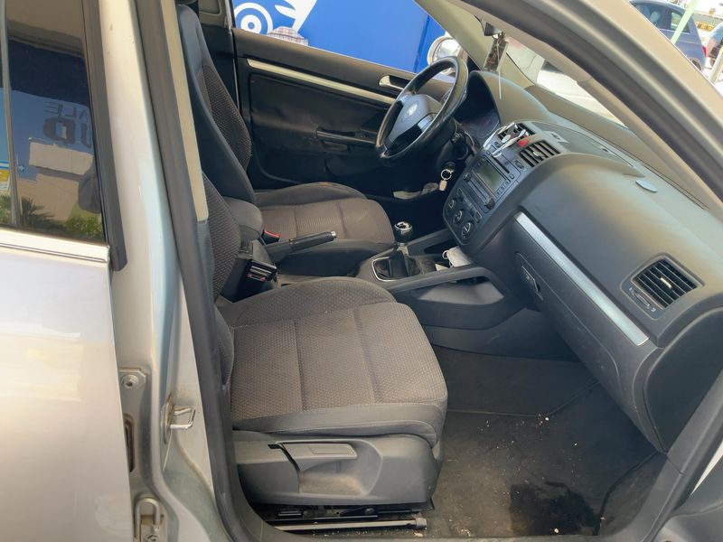 Volkswagen Jetta 2.0 TDI Sportline 2006 – снимка 16