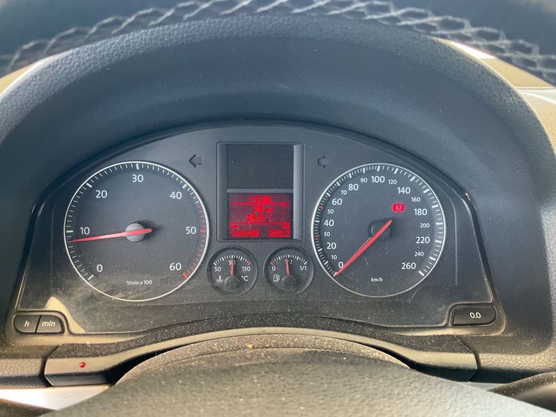 Volkswagen Jetta 2.0 TDI Sportline 2006 – снимка 18