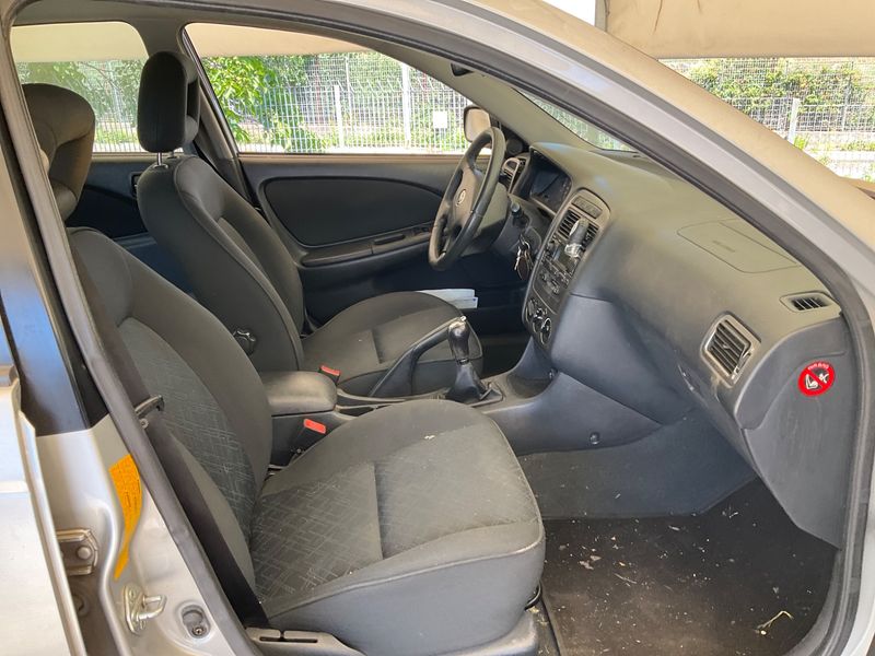 Toyota Avensis 1.8 2003 – снимка 3