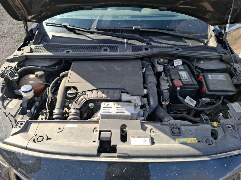 Peugeot 208 1.2 PureTech Active 2020 – снимка 8