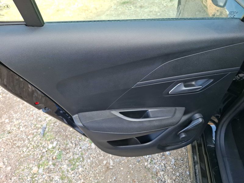 Peugeot 208 1.2 PureTech Active 2020 – снимка 41