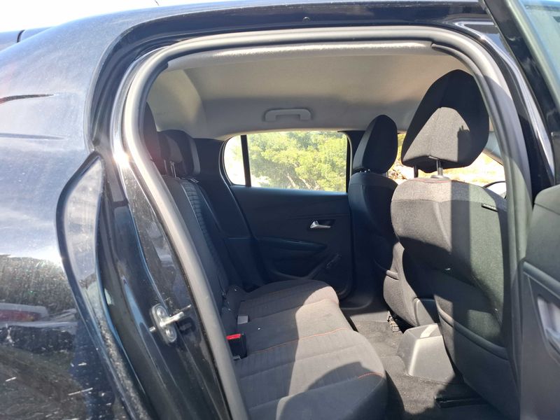 Peugeot 208 1.2 PureTech Active 2020 – снимка 14