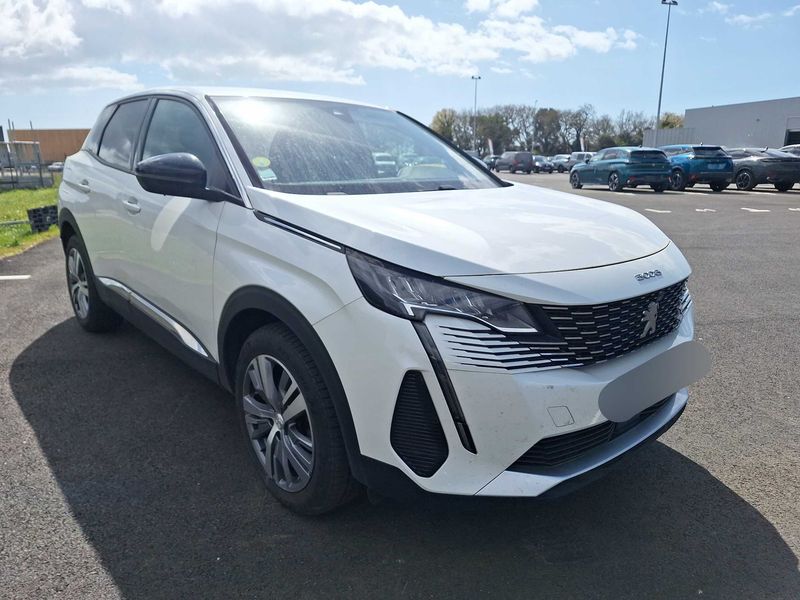 Peugeot 3008 1.5 Blue-HDi Allure Pack 2022 – снимка 6