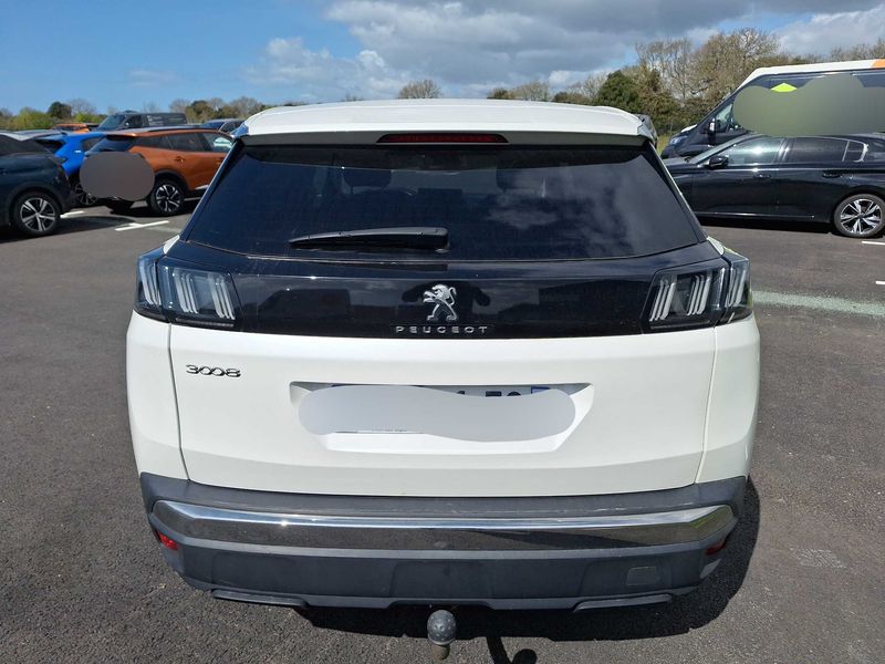 Peugeot 3008 1.5 Blue-HDi Allure Pack 2022 – снимка 4