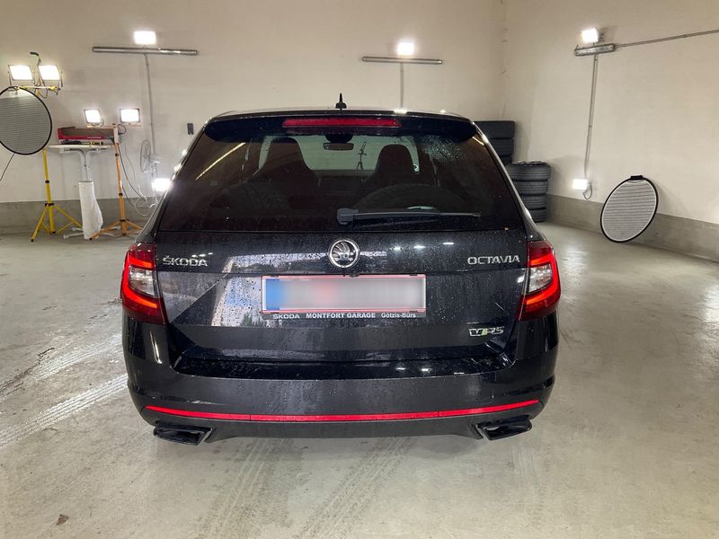 Skoda Octavia 2.0 TSI RS 245 2019 – снимка 7