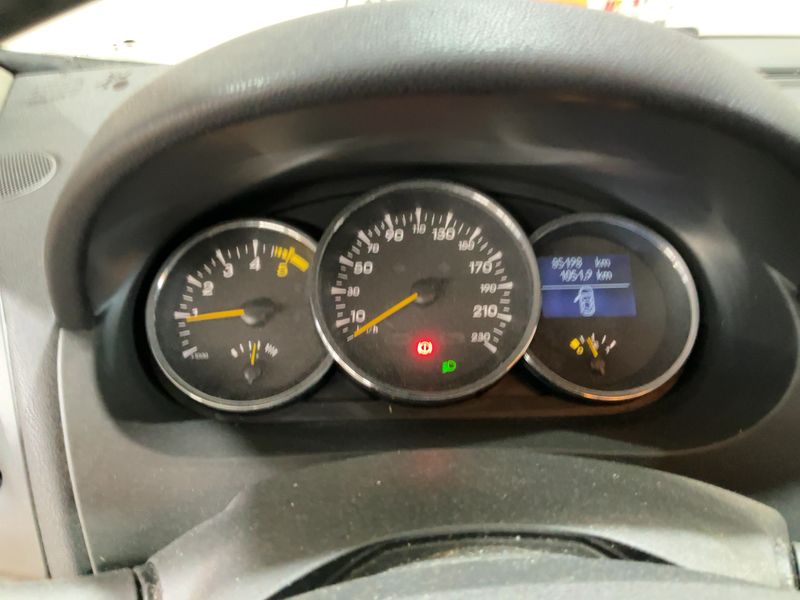 Renault Fluence 1.5 dCi Dynamique 2010 – снимка 18