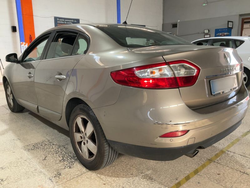 Renault Fluence 1.5 dCi Dynamique 2010 – снимка 6