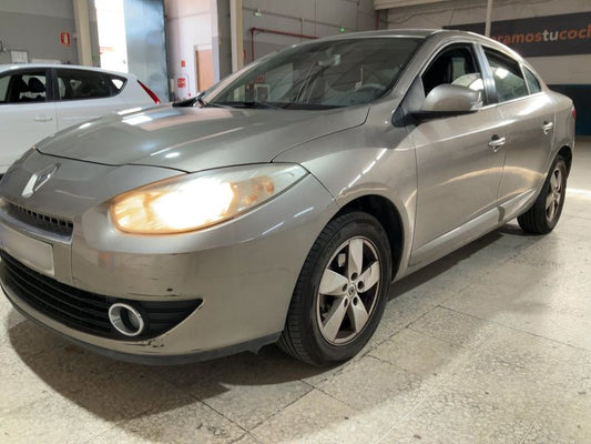 Renault Fluence 1.5 dCi Dynamique 2010 – снимка 1