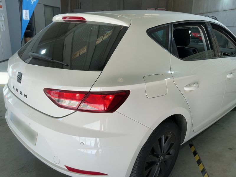 Seat Leon 1.6 TDI Style Visio Edition 2019 – снимка 8