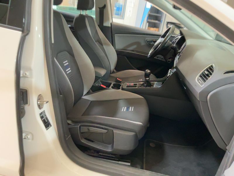 Seat Leon 1.6 TDI Style Visio Edition 2019 – снимка 16