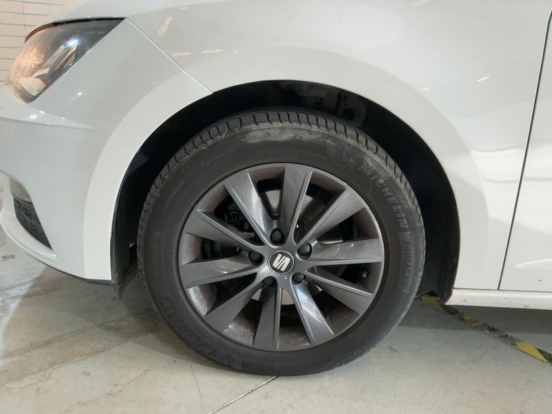 Seat Leon 1.6 TDI Style Visio Edition 2019 – снимка 3