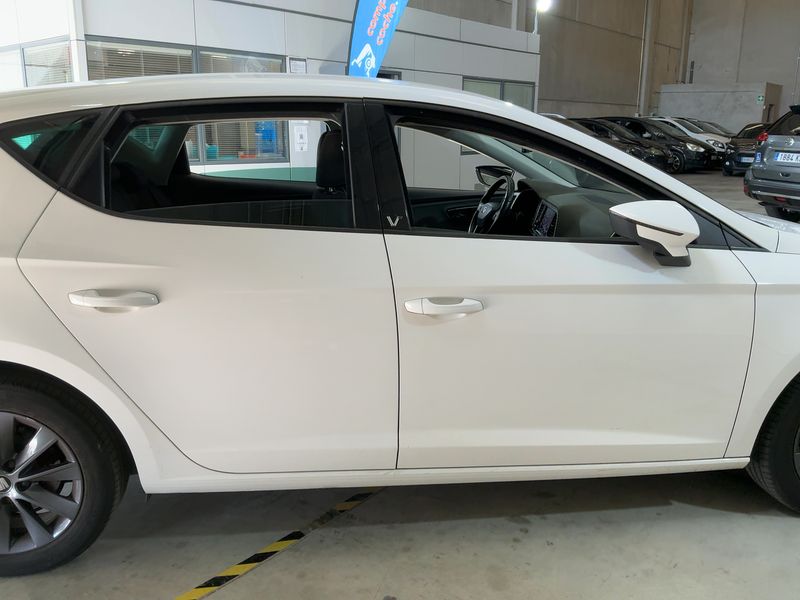 Seat Leon 1.6 TDI Style Visio Edition 2019 – снимка 10