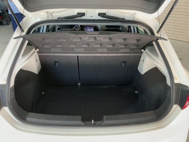 Seat Leon 1.6 TDI Style Visio Edition 2019 – снимка 15