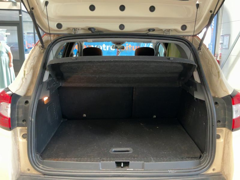 Renault Captur 1.2 TCe Intens 2013 – снимка 15