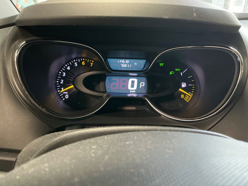Renault Captur 1.2 TCe Intens 2013 – снимка 18