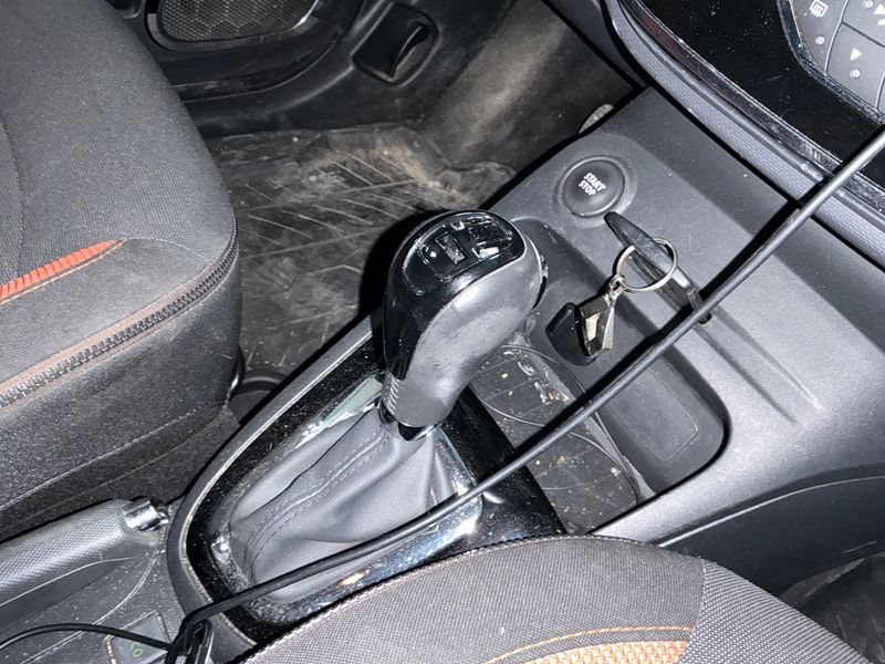 Renault Captur 1.2 TCe Intens 2013 – снимка 24