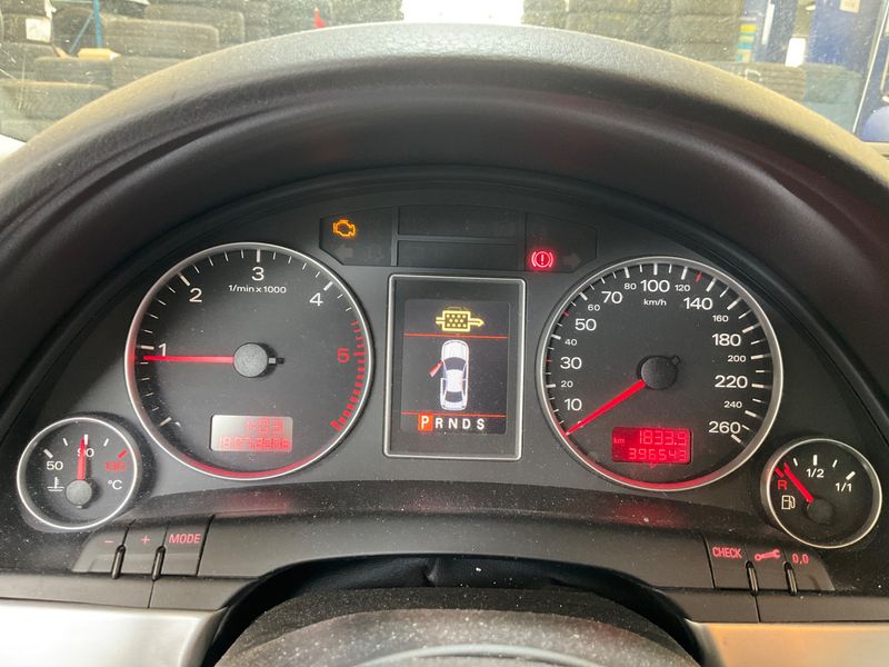 Audi A4 2.0 TDI 2007 – снимка 4
