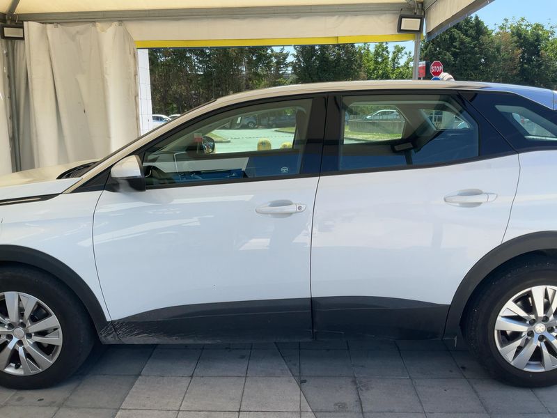 Peugeot 3008 1.5 Blue-HDi Business 2020 – снимка 4