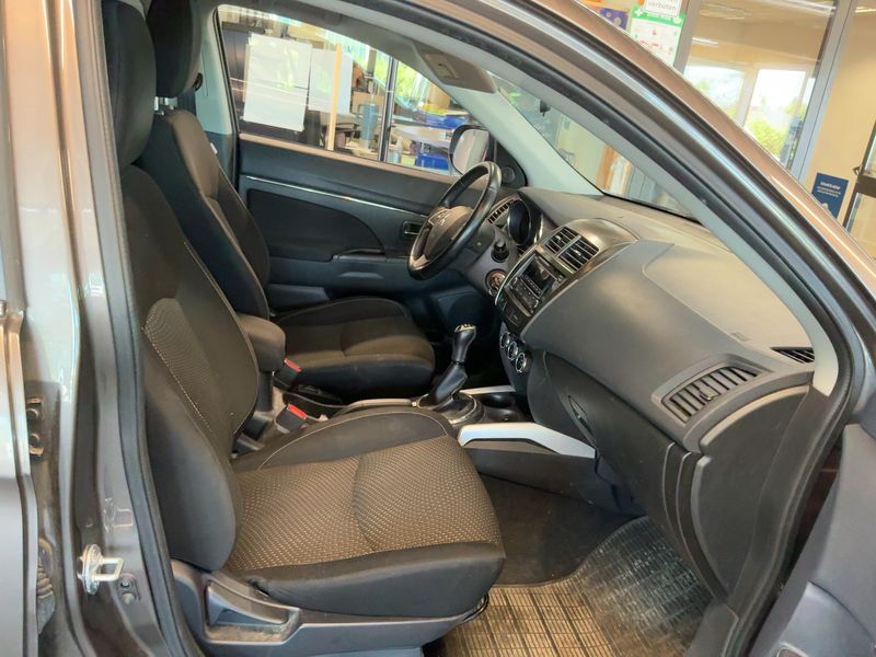 Mitsubishi ASX 1.6 Edition 2WD 2013 – снимка 17
