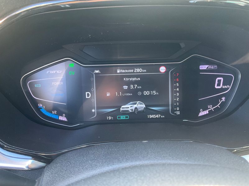 Kia Niro 1.6 GDI Plug-in Hybrid Motion 2019 – снимка 19