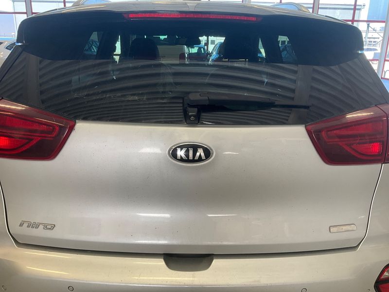 Kia Niro 1.6 GDI Plug-in Hybrid Motion 2019 – снимка 30