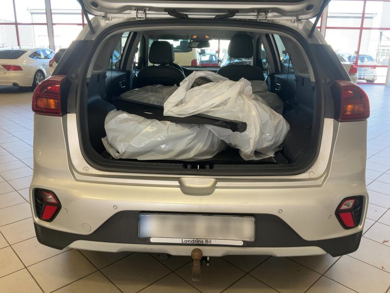 Kia Niro 1.6 GDI Plug-in Hybrid Motion 2019 – снимка 16