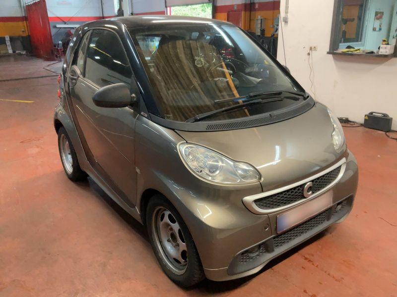 Smart fortwo 1.0 Micro Hybrid Drive pulse 2012 – снимка 12